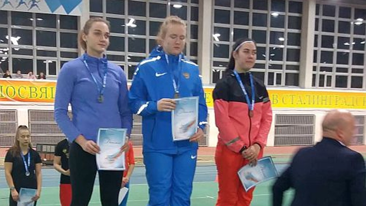 15-летняя Ольга Батырева из Свободного выиграла Первенство России по легкой атлетике в толкании ядра