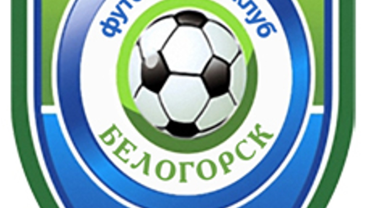 Футболисты "Белогорска" взяли верх над командой "Луч-Энергия-М"