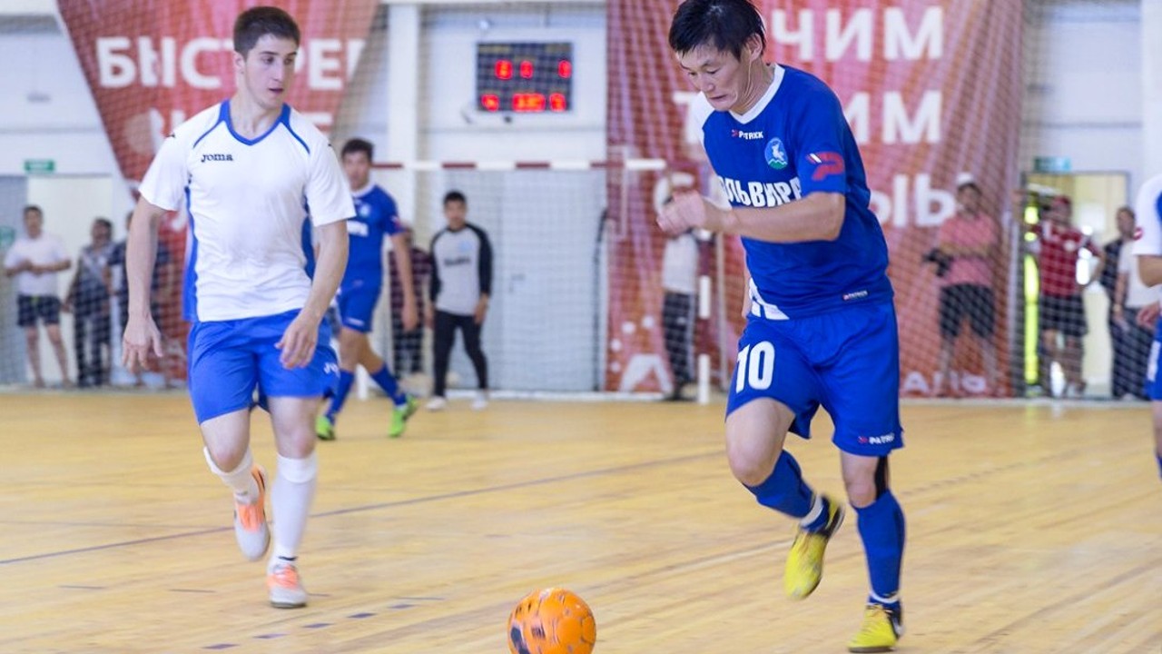 В Якутске стартовал чемпионат Якутии по мини-футболу