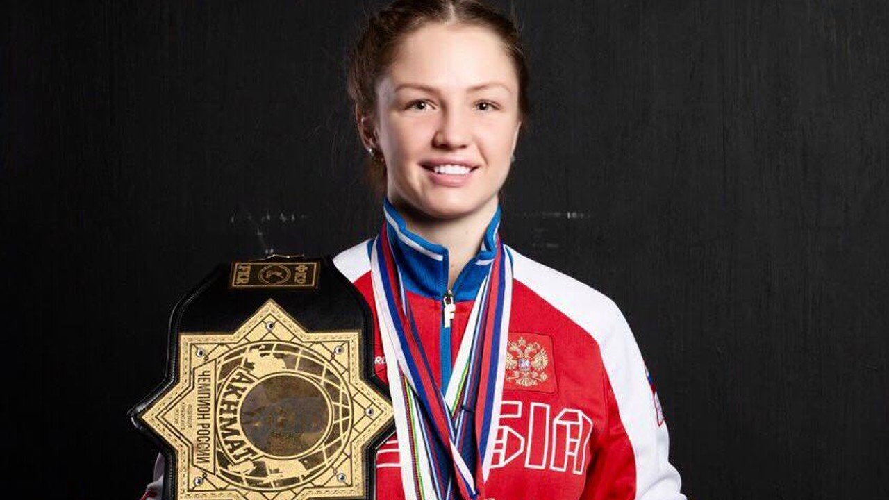 3-х-кратная чемпионка России по кикбоксингу Татьяна Пономарёва проведет встречи с амурскими детьми