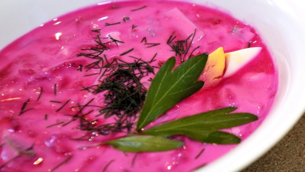 Блюдо дня: Холодный суп со свеклой и кефиром
