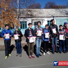 Команда благовещенской школы №16 выиграла соревнования по спортивному ориентированию бегом, посвященные Дню туризма