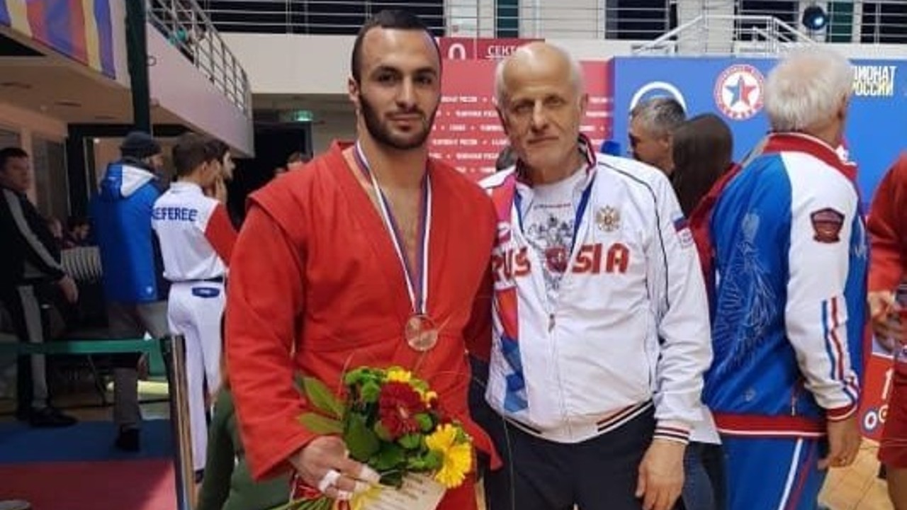 Самвел Казарян стал "бронзовым" призером чемпионата России по самбо