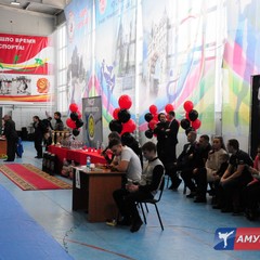 "Новогодний" турнир по вольной борьбе прошел в областном центре Приамурья
