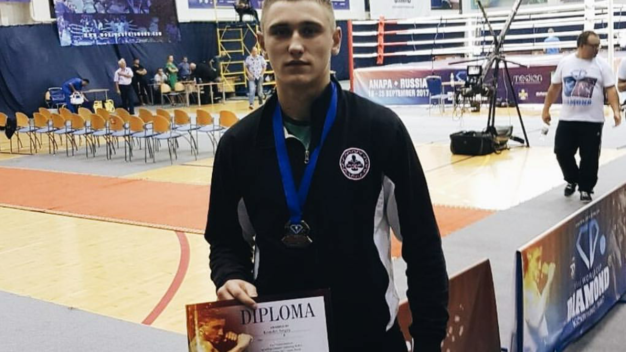 Боец с/к "МАШИНА" Сергей Крутелёв стал третьим на Кубке мира по кикбоксингу