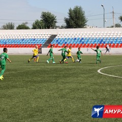 На благовещенском стадионе "Спартак" стартовали международные соревнования по футболу среди детей
